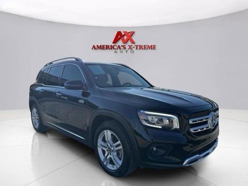 Used 2021 Mercedes-Benz GLB 250 image 7