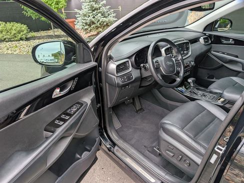 Used 2020 Kia Sorento SX image 24