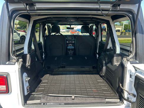 Used 2023 Jeep Wrangler Unlimited Sport AWD/4WD image 7