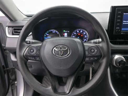 Certified 2022 Toyota RAV4 LE image 7