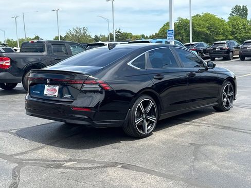 Used 2025 Honda Accord Sport image 11
