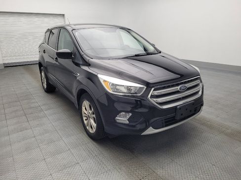 Used 2017 Ford Escape SE image 13