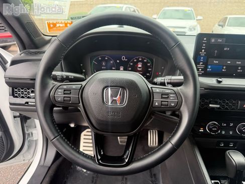 Used 2023 Honda Accord Sport image 16
