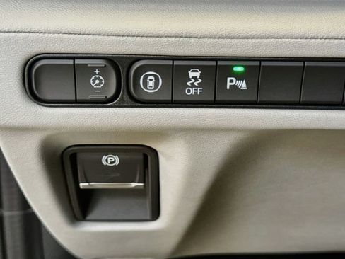 Used 2024 Acura MDX w/ Technology Package FWD image 10