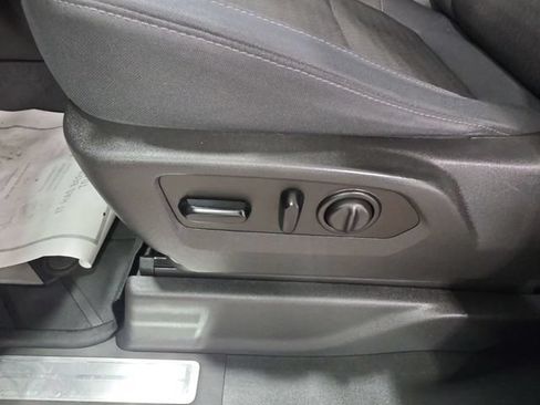 Used 2019 Chevrolet Silverado 1500 RST AWD/4WD image 21
