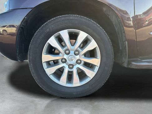 Used 2014 Toyota Sequoia Limited image 44