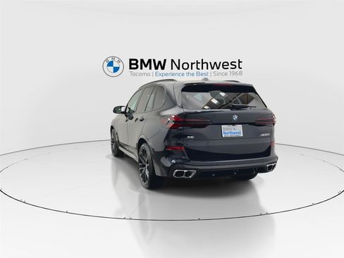 New 2026 BMW X5 M60i image 13
