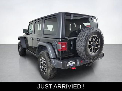 Used 2026 Jeep Wrangler Unlimited Rubicon AWD/4WD image 5