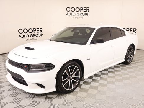 Used 2023 Dodge Charger R/T w/ Cold Weather Package RWD image 10