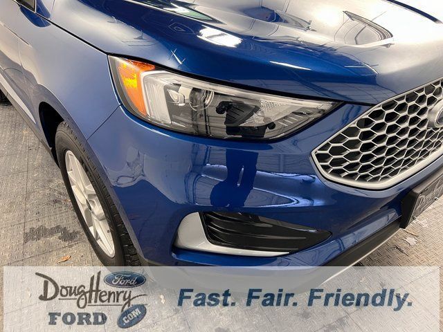 Used 2024 Ford Edge SEL AWD/4WD image 8