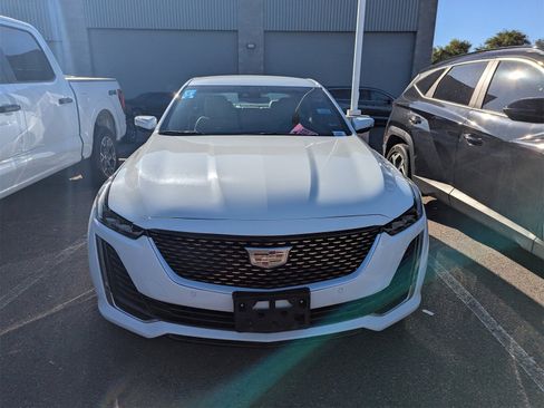 Used 2023 Cadillac CT5 Luxury image 2