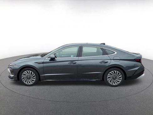 Used 2025 Hyundai Sonata SEL FWD image 7
