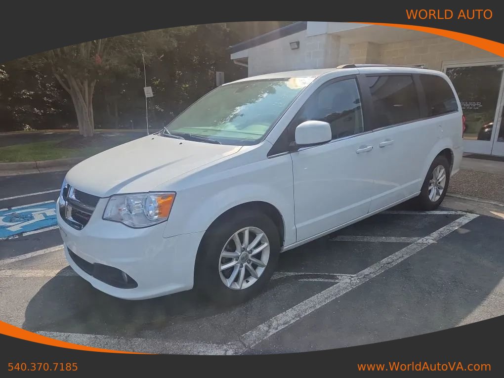 Used 2019 Dodge Grand Caravan SXT FWD image 1