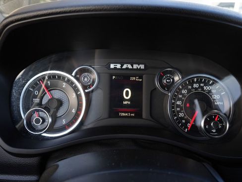 Used 2024 RAM 2500 Big Horn w/ Off Road Package AWD/4WD image 11