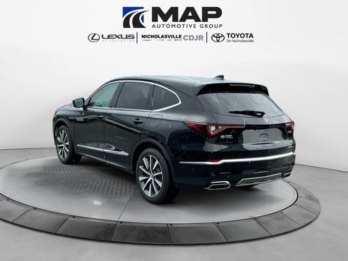 Used 2025 Acura MDX SH-AWD w/ Technology Package image 3