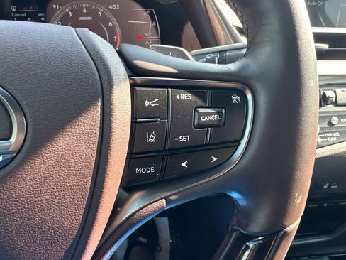 Used 2021 Lexus ES 350 w/ Premium Package FWD image 8