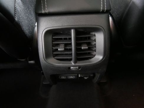 Used 2022 Jeep Cherokee Limited image 20