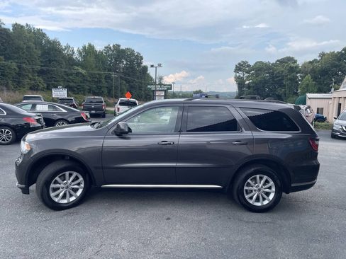 Used 2020 Dodge Durango SXT AWD/4WD image 4