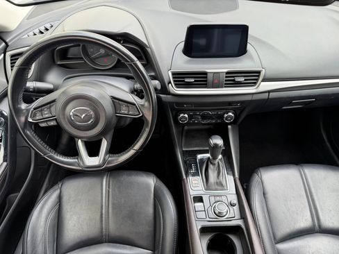 Used 2018 MAZDA MAZDA3 Touring image 24