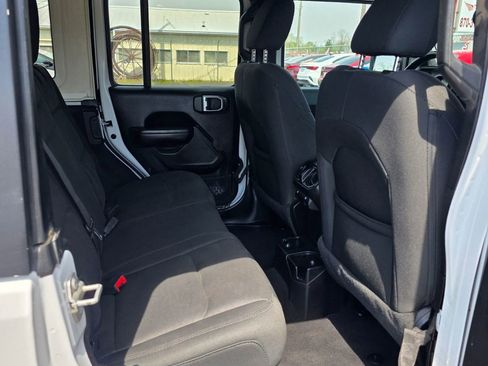 Used 2020 Jeep Wrangler Unlimited Sport AWD/4WD image 16