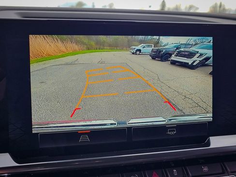 New 2026 GMC Sierra 1500 Elevation image 25