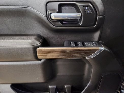 Used 2021 Chevrolet Silverado 1500 LT image 39