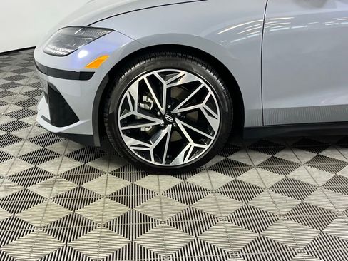 Used 2025 Hyundai Ioniq 6 SEL image 11