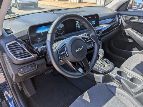 Used 2024 Kia Seltos S image 29