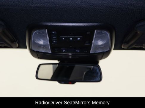 Used 2023 Dodge Charger GT w/ Plus Group image 27