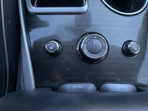 Used 2020 INFINITI QX60 Luxe w/ Essential Package image 22