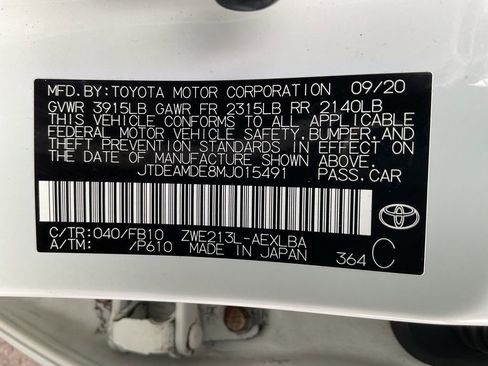 Used 2021 Toyota Corolla LE image 38