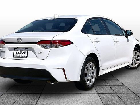 Used 2024 Toyota Corolla LE image 13