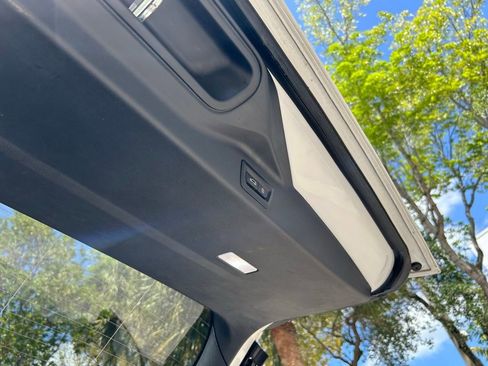 Used 2024 BMW X5 xDrive40i w/ Premium Package image 49