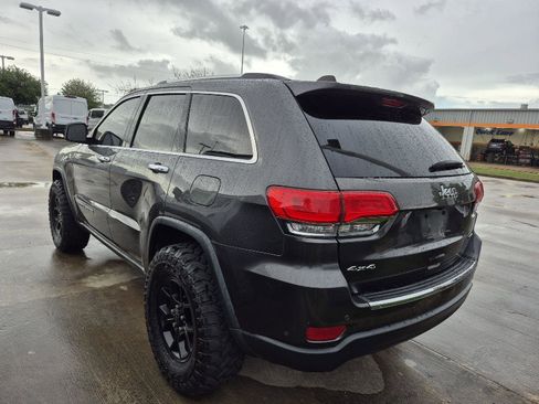 Used 2017 Jeep Grand Cherokee Limited image 4