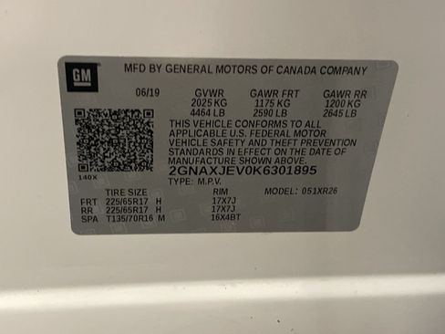 Used 2019 Chevrolet Equinox LT w/ Driver Convenience Package FWD image 26