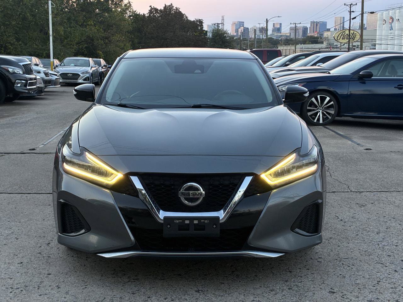 Used 2021 Nissan Maxima 3.5 SV w/ Floor Mat Group FWD image 3