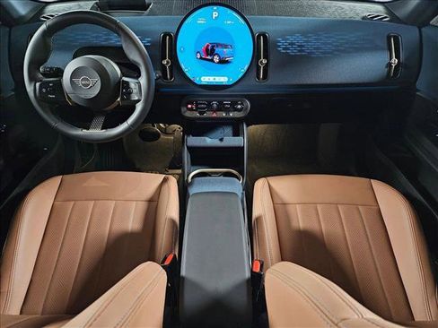 Certified 2025 MINI Cooper Countryman S image 17