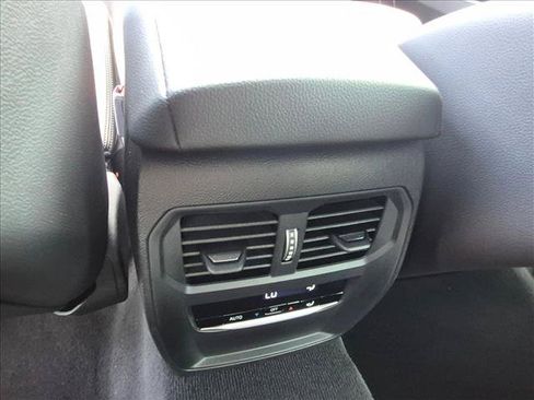 Certified 2024 BMW 430i Coupe w/ Convenience Package RWD image 18