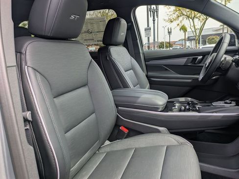 New 2026 Buick Enclave Sport Touring w/ Power Package FWD image 11