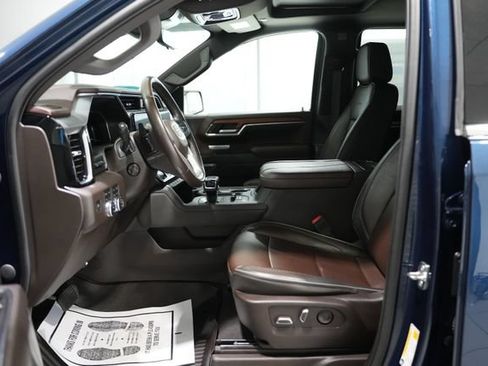Used 2023 GMC Sierra 1500 Denali w/ Denali Reserve Package AWD/4WD image 13