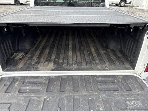 Used 2017 Ford F150 XL w/ Equipment Group 101A Mid image 9