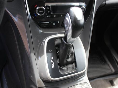 Used 2013 Ford Escape Titanium w/ Parking Technology Pkg AWD/4WD image 12