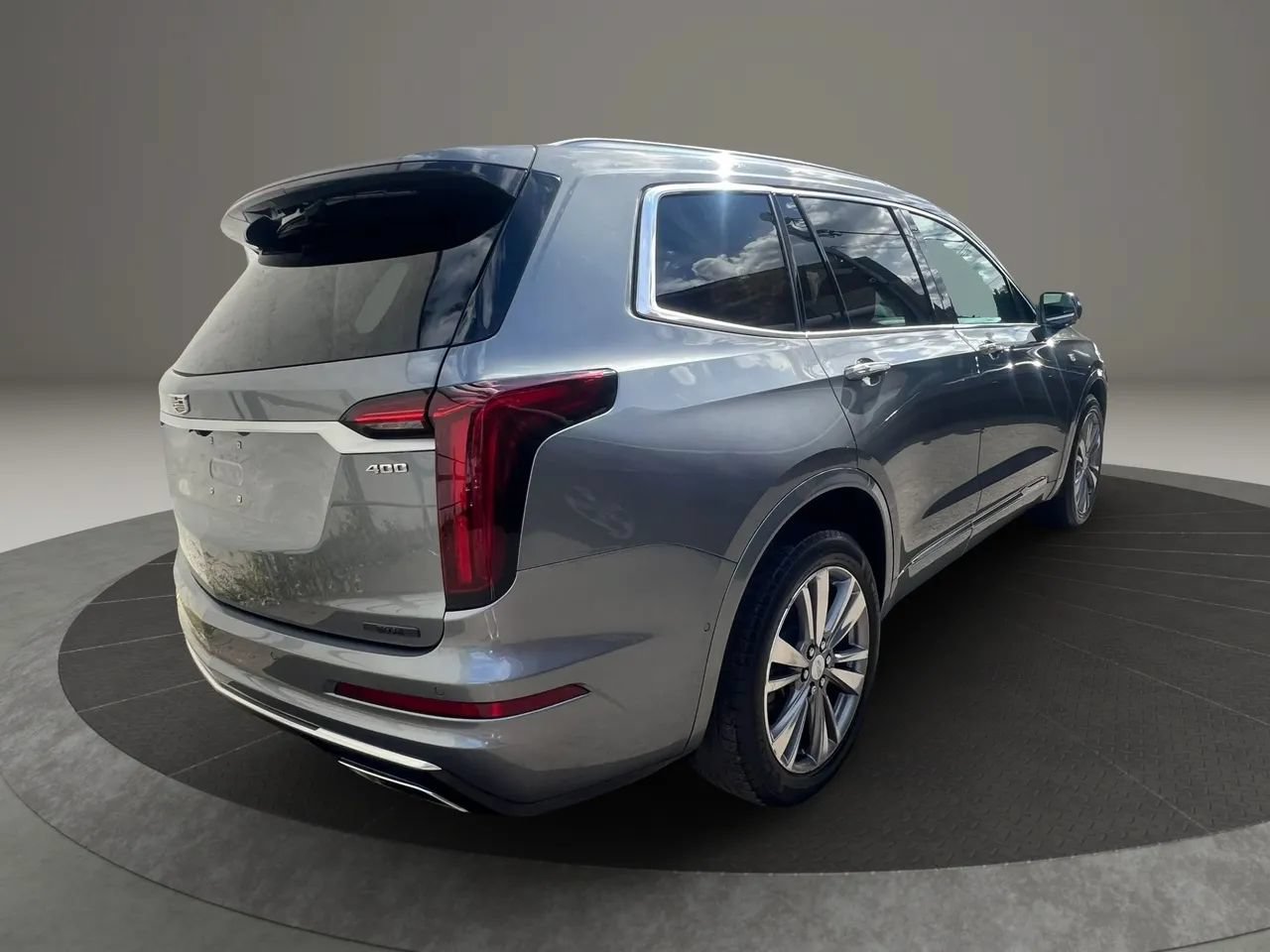 Used 2020 Cadillac XT6 Premium Luxury w/ Platinum Package AWD/4WD image 5