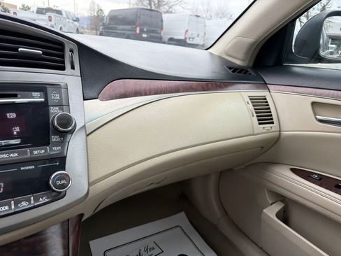 Used 2012 Toyota Avalon image 21