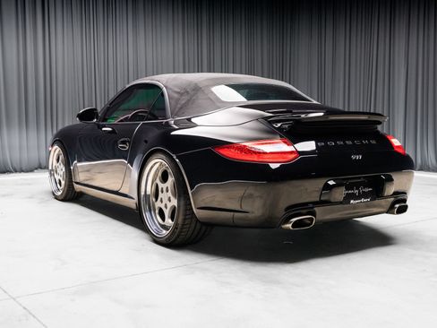 Used 2009 Porsche 911 Carrera RWD image 46