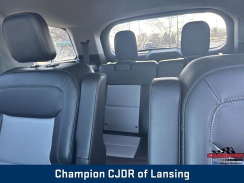 Used 2023 Ford Explorer XLT w/ Equipment Group 202A image 46