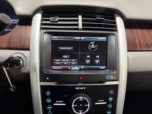 Used 2013 Ford Edge Limited AWD/4WD image 12