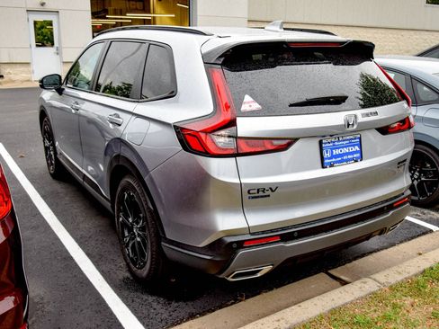 Used 2026 Honda CR-V Sport Touring image 18