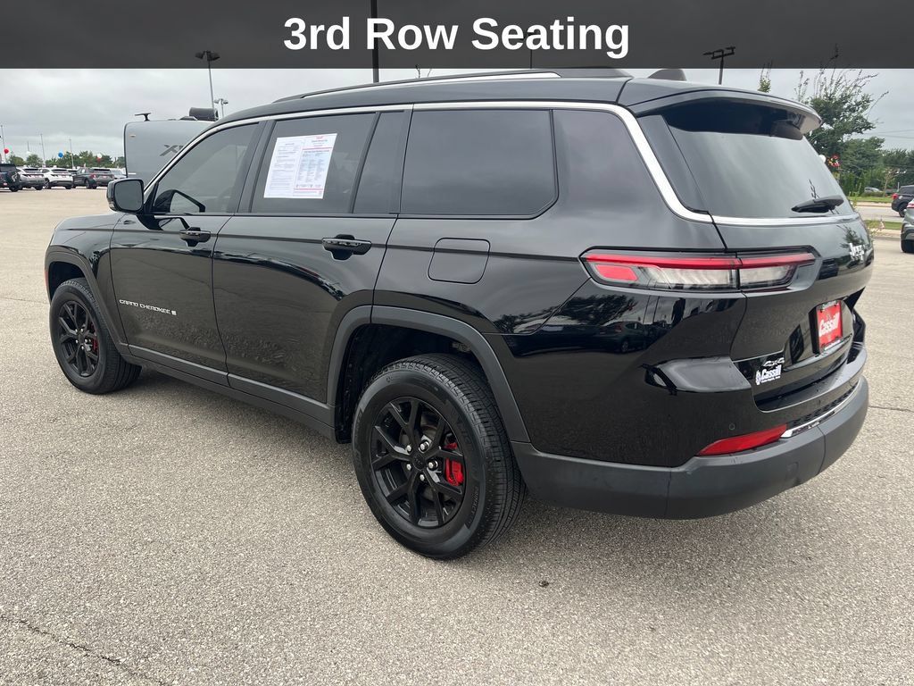 Used 2023 Jeep Grand Cherokee L Limited w/ Luxury Tech Group II AWD/4WD image 3