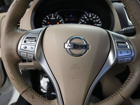 Used 2016 Nissan Altima 2.5 SL w/ 2.5 Technology Package FWD image 36